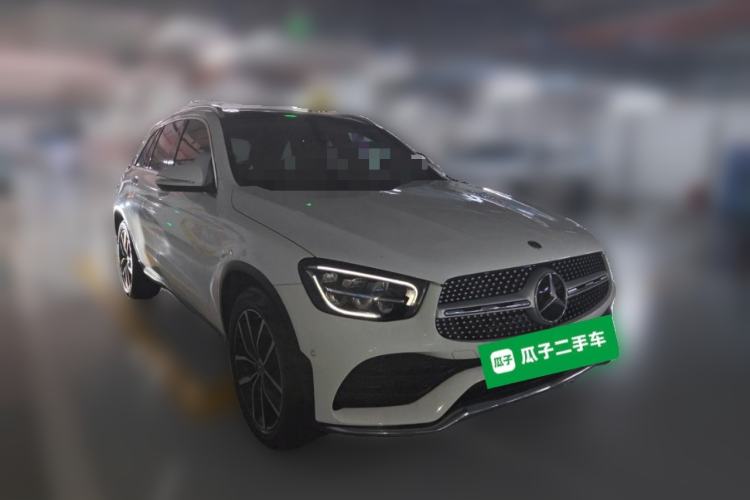Used Mercedes-Benz GLC 2020 Facelift GLC 260 L 4MATIC Luxury Edition Front Right 45 Deg