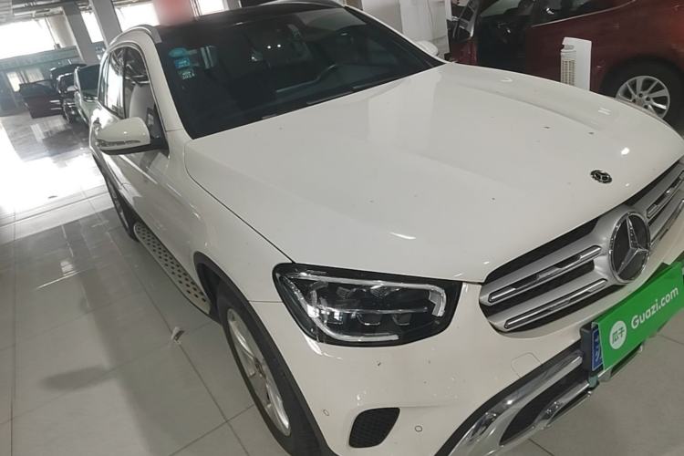 Used Mercedes-Benz GLC 2020 Facelifted GLC 260 L 4MATIC Dynamic Edition Front Right 45 Deg