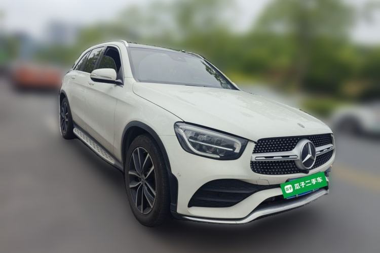 Used Mercedes-Benz GLC 2020 Facelift GLC 300 L 4MATIC Dynamic Edition Front Right 45 Deg
