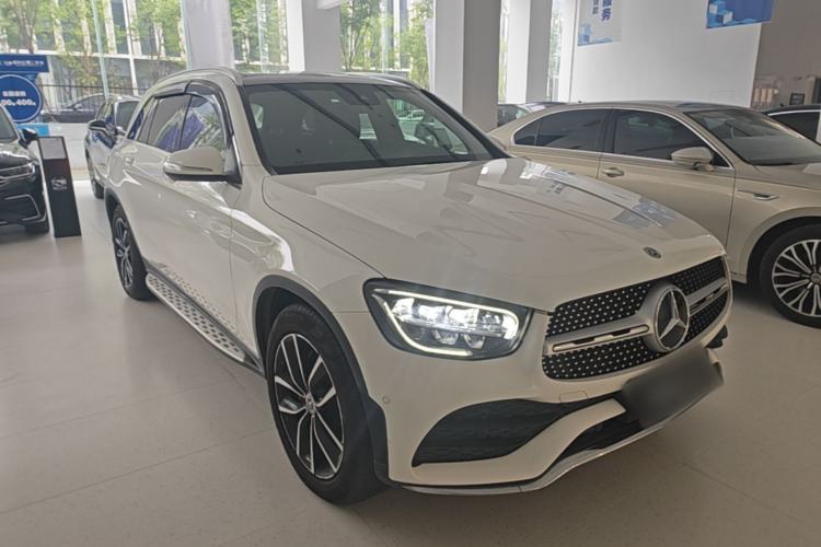 Used Mercedes-Benz GLC 2020 Facelift GLC 300 L 4MATIC Dynamic Edition Front Right 45 Deg