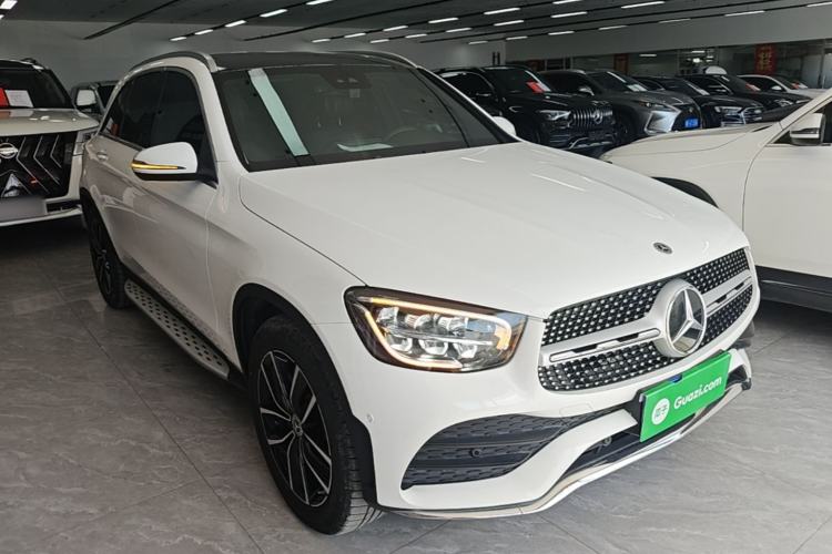 Used Mercedes-Benz GLC 2020 GLC 300 L 4MATIC Luxury Model Front Right 45 Deg