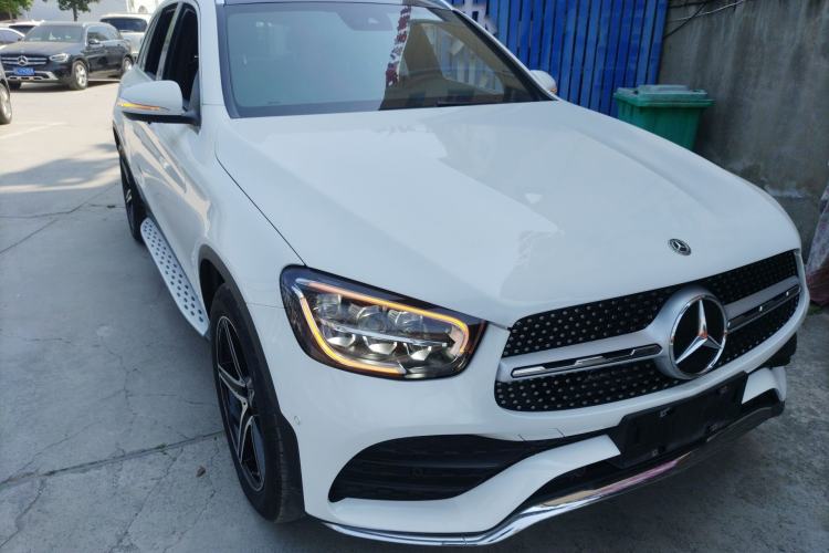 Used Mercedes-Benz GLC 2020 Facelift GLC 300 L 4MATIC Dynamic Edition Front Right 45 Deg