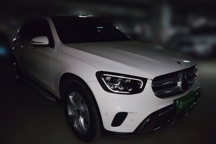 Used Mercedes-Benz GLC 2020 Facelifted GLC 260 L 4MATIC Dynamic Edition Front Right 45 Deg