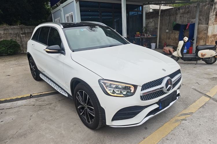 Used Mercedes-Benz GLC 2020 Facelift GLC 300 L 4MATIC Dynamic Edition Front Right 45 Deg