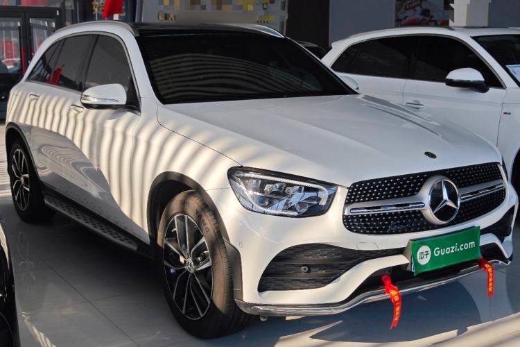 Used Mercedes-Benz GLC 2020 GLC 300 L 4MATIC Dynamic Edition Front Right 45 Deg