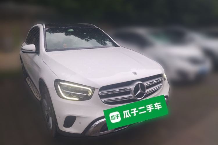 Used Mercedes-Benz GLC 2020 Facelifted GLC 260 L 4MATIC Dynamic Edition Front Right 45 Deg