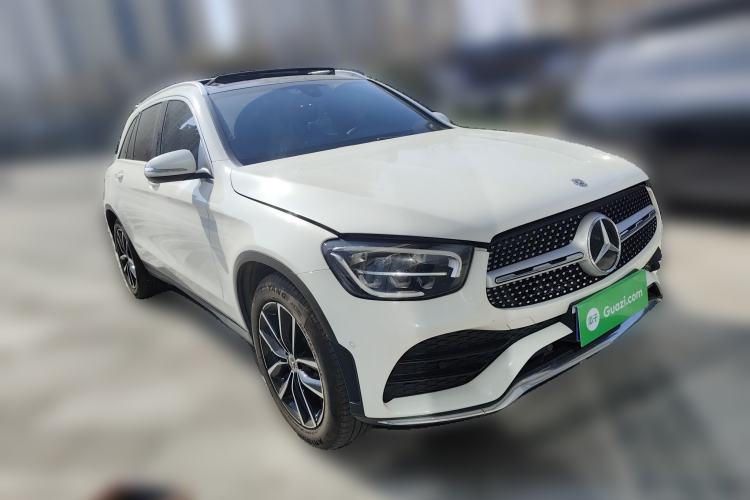 Used Mercedes-Benz GLC 2020 Facelift GLC 260 L 4MATIC Luxury Edition Front Right 45 Deg