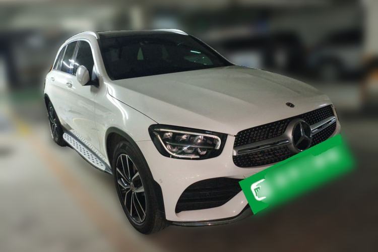 Used Mercedes-Benz GLC 2020 Facelift GLC 260 L 4MATIC Luxury Edition Front Right 45 Deg