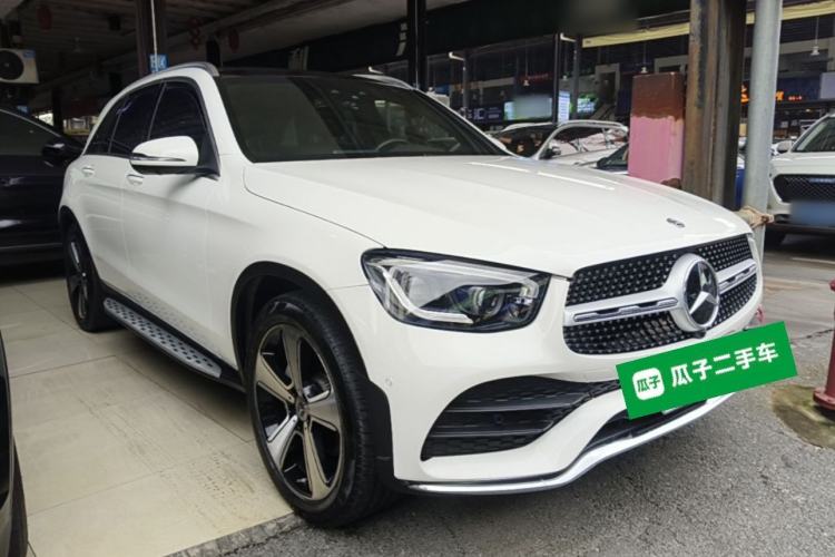 Used Mercedes-Benz GLC 2020 Facelifted GLC 300 L 4MATIC Luxury Edition Front Right 45 Deg