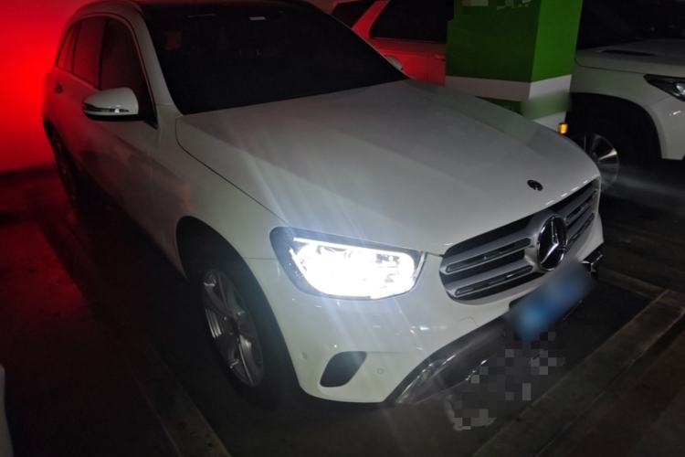 Used Mercedes-Benz GLC 2020 GLC 260 L 4MATIC Dynamic Model Front Right 45 Deg