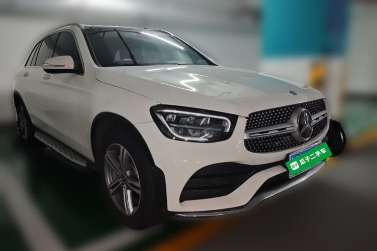 Used Mercedes-Benz GLC 2020 GLC 260 L 4MATIC Luxury Model Front Right 45 Deg