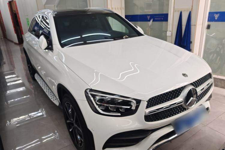 Used Mercedes-Benz GLC 2020 Facelift GLC 260 L 4MATIC Luxury Edition Front Right 45 Deg