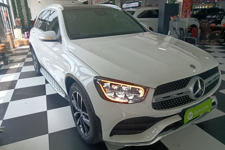 Used Mercedes-Benz GLC 2020 GLC 300 L 4MATIC Dynamic Edition Front Right 45 Deg