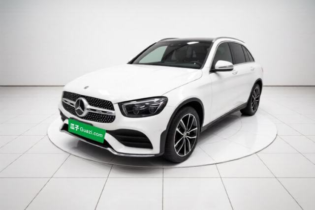 Ojetý Mercedes-Benz GLC 2020 Facelift GLC 260 L 4MATIC Luxury Edition
