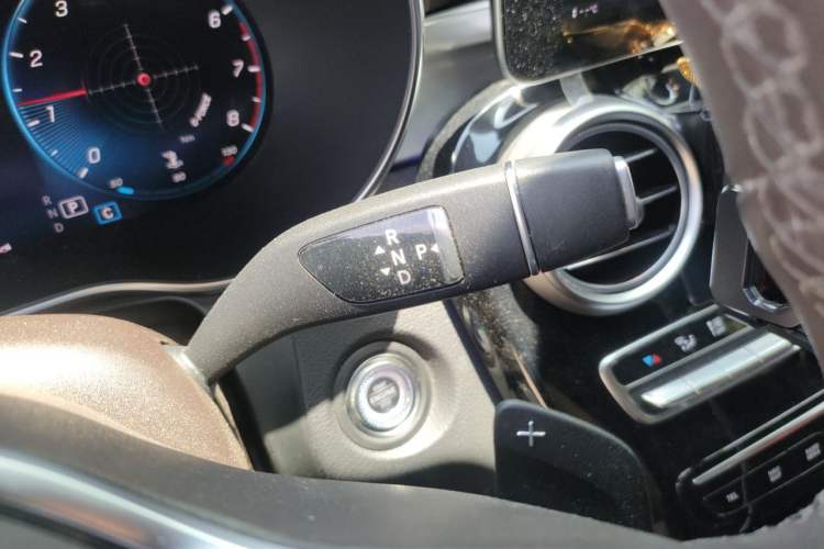 Used Mercedes-Benz GLC 2020 GLC 260 L 4MATIC Dynamic Model Gear Lever