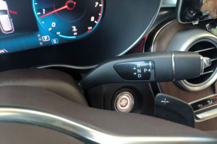 Used Mercedes-Benz GLC 2020 GLC 300 L 4MATIC Luxury Model Gear Lever