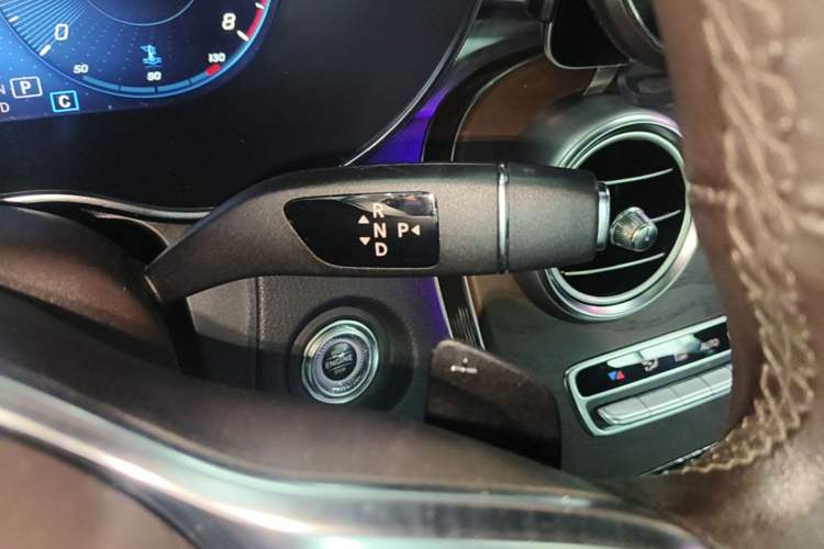 Used Mercedes-Benz GLC 2020 GLC 260 L 4MATIC Luxury Model Gear Lever