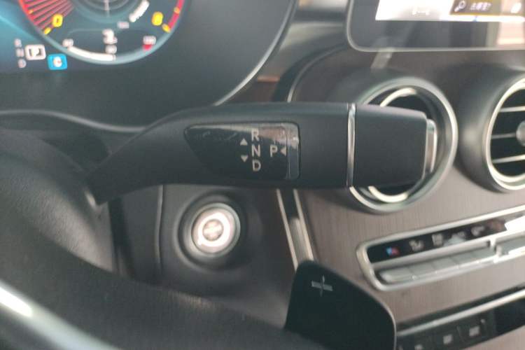 Used Mercedes-Benz GLC 2020 GLC 300 L 4MATIC Luxury Model Gear Lever
