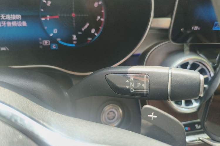 Used Mercedes-Benz GLC 2020 Facelift GLC 300 L 4MATIC Dynamic Edition Gear Lever