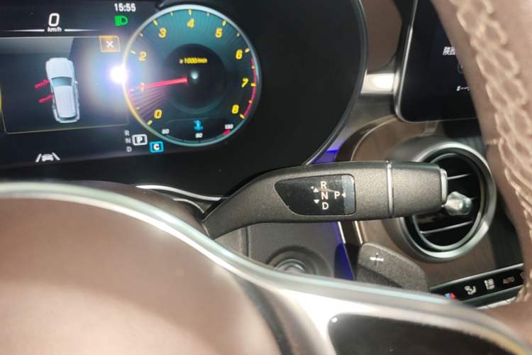 Used Mercedes-Benz GLC 2020 Facelift GLC 300 L 4MATIC Dynamic Edition Gear Lever