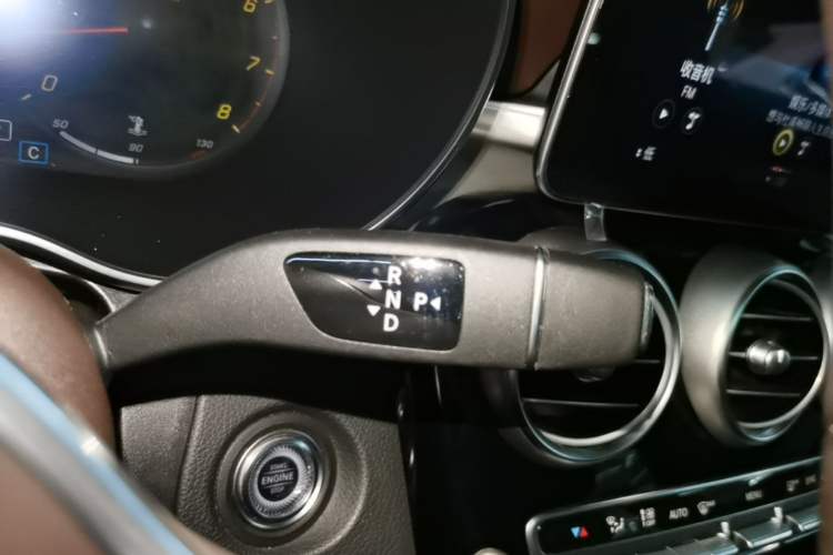 Used Mercedes-Benz GLC 2020 Facelifted GLC 260 L 4MATIC Dynamic Edition Gear Lever