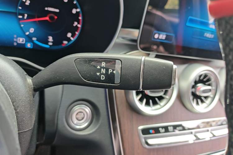 Used Mercedes-Benz GLC 2020 GLC 300 L 4MATIC Luxury Model Gear Lever