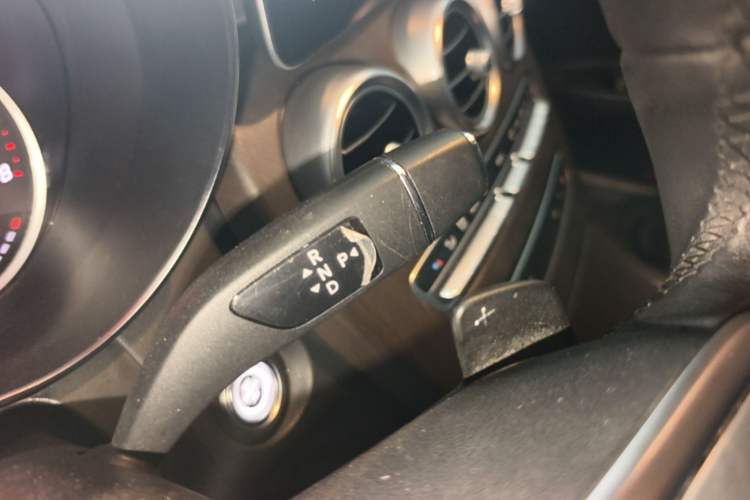 Used Mercedes-Benz GLC 2020 GLC 260 L 4MATIC Dynamic Model Gear Lever