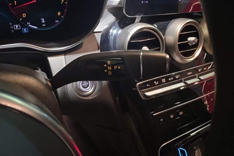 Used Mercedes-Benz GLC 2020 GLC 260 L 4MATIC Luxury Model Gear Lever