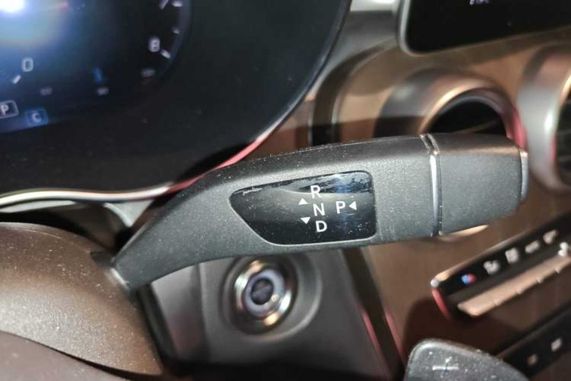Used Mercedes-Benz GLC 2020 Facelift GLC 300 L 4MATIC Dynamic Edition Gear Lever