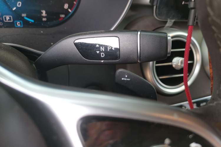 Used Mercedes-Benz GLC 2020 Facelifted GLC 260 L 4MATIC Dynamic Edition Gear Lever