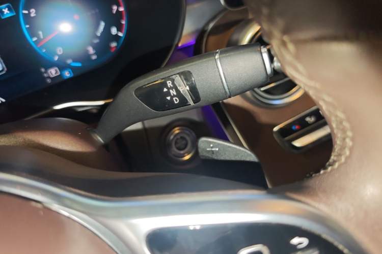 Used Mercedes-Benz GLC 2020 Facelift GLC 300 L 4MATIC Dynamic Edition Gear Lever