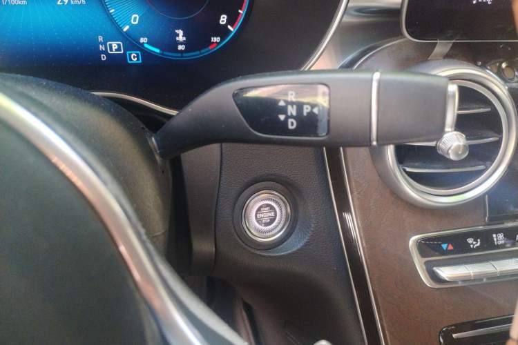 Used Mercedes-Benz GLC 2020 GLC 260 L 4MATIC Luxury Model Gear Lever