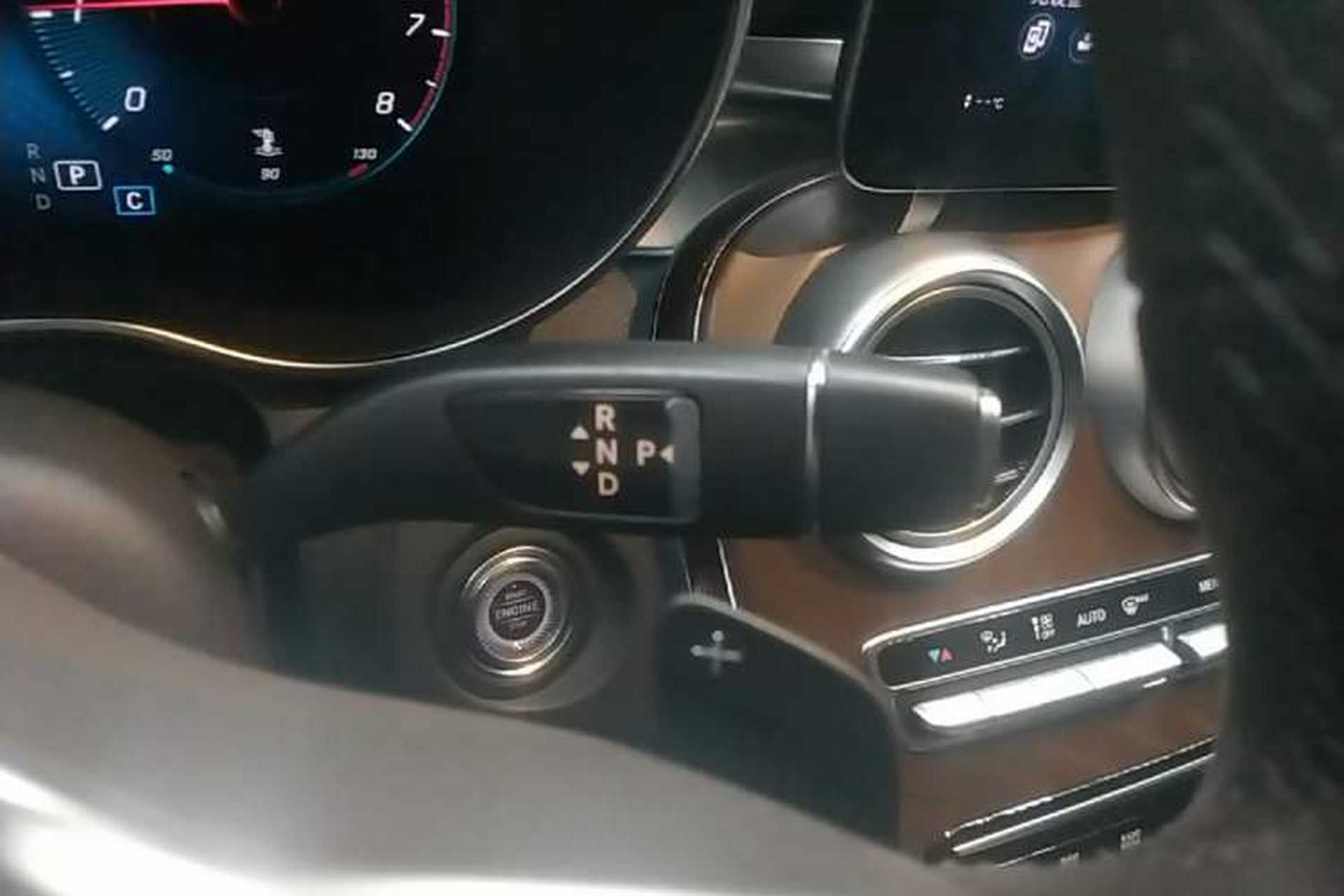 Used Mercedes-Benz GLC 2020 GLC 260 L 4MATIC Luxury Model Gear Lever