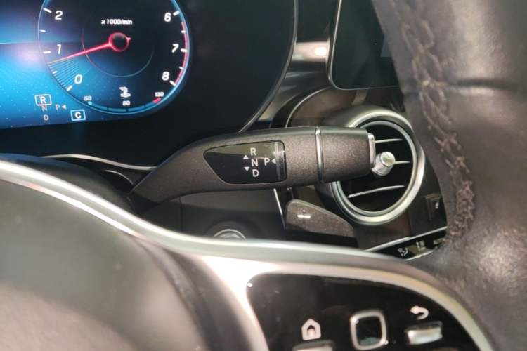 Used Mercedes-Benz GLC 2020 Facelift GLC 300 L 4MATIC Dynamic Edition Gear Lever