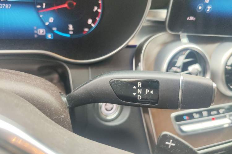 Used Mercedes-Benz GLC 2020 GLC 260 L 4MATIC Luxury Model Gear Lever