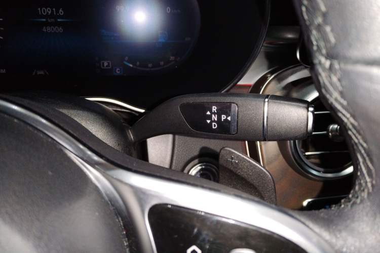 Used Mercedes-Benz GLC 2020 Facelift GLC 300 L 4MATIC Dynamic Edition Gear Lever