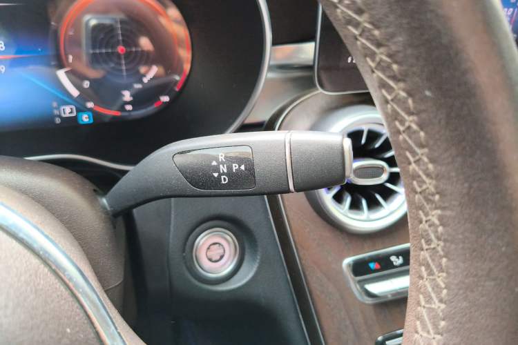 Used Mercedes-Benz GLC 2020 Facelift GLC 300 L 4MATIC Dynamic Edition Gear Lever