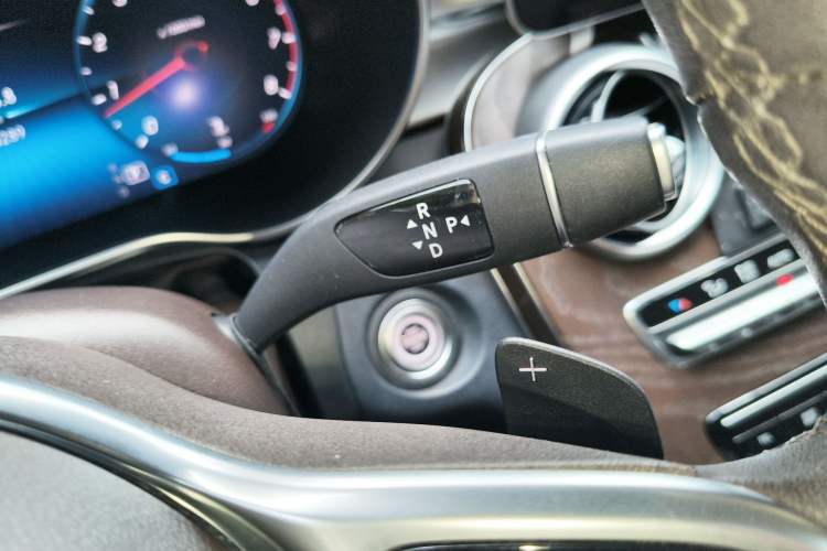 Used Mercedes-Benz GLC 2020 GLC 260 L 4MATIC Luxury Model Gear Lever