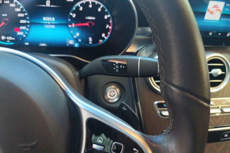 Used Mercedes-Benz GLC 2020 Facelift GLC 300 L 4MATIC Dynamic Edition Gear Lever