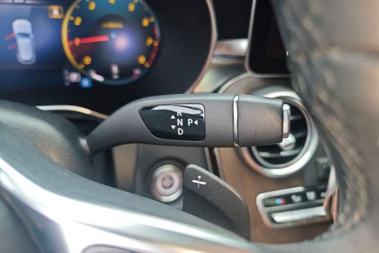 Used Mercedes-Benz GLC 2020 GLC 260 L 4MATIC Luxury Model Gear Lever