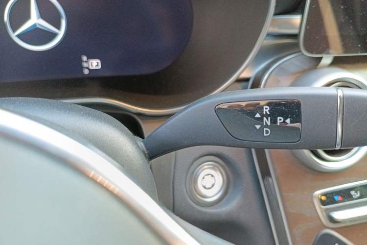 Used Mercedes-Benz GLC 2020 GLC 260 L 4MATIC Luxury Model Gear Lever