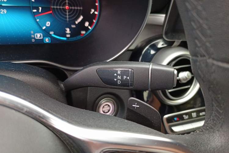 Used Mercedes-Benz GLC 2020 Facelifted GLC 260 L 4MATIC Dynamic Edition Gear Lever