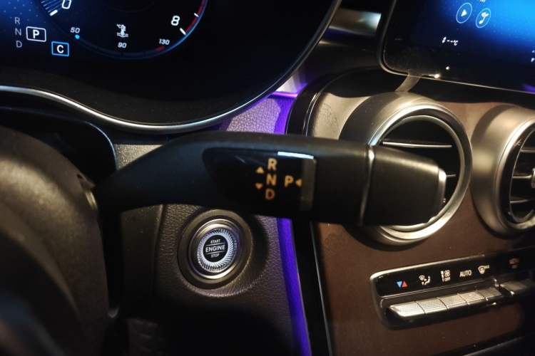 Used Mercedes-Benz GLC 2020 Facelift GLC 300 L 4MATIC Dynamic Edition Gear Lever