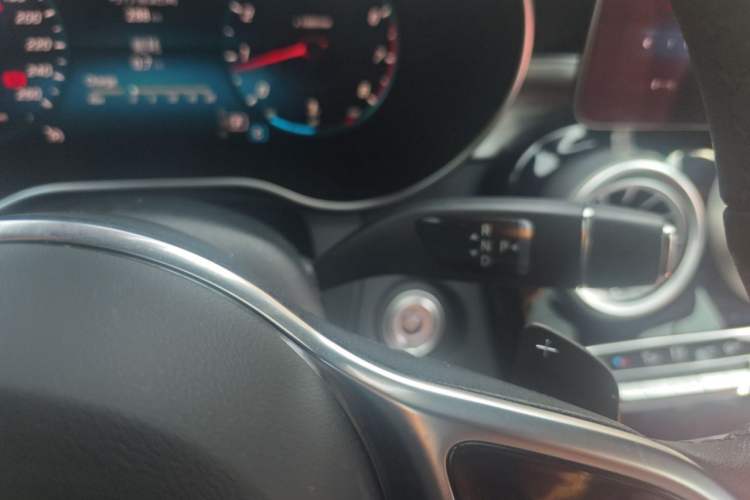 Used Mercedes-Benz GLC 2020 Facelifted GLC 260 L 4MATIC Dynamic Edition Gear Lever
