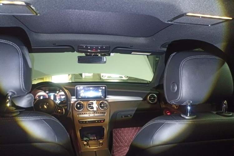 Used Mercedes-Benz GLC 2020 Facelift GLC 260 L 4MATIC Luxury Edition Headliner