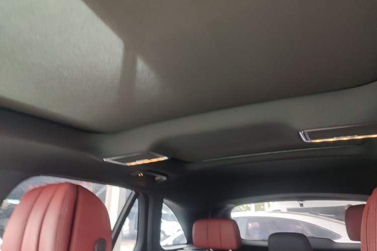 Used Mercedes-Benz GLC 2020 Facelift GLC 260 L 4MATIC Luxury Edition Headliner
