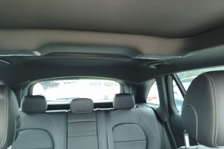 Used Mercedes-Benz GLC 2020 Facelifted GLC 260 L 4MATIC Dynamic Edition Headliner