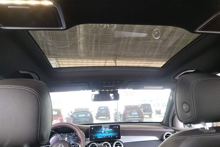 Used Mercedes-Benz GLC 2020 Facelifted GLC 260 L 4MATIC Dynamic Edition Headliner