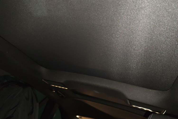 Used Mercedes-Benz GLC 2020 Facelift GLC 300 L 4MATIC Dynamic Edition Headliner