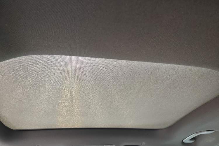 Used Mercedes-Benz GLC 2020 Facelift GLC 300 L 4MATIC Dynamic Edition Headliner
